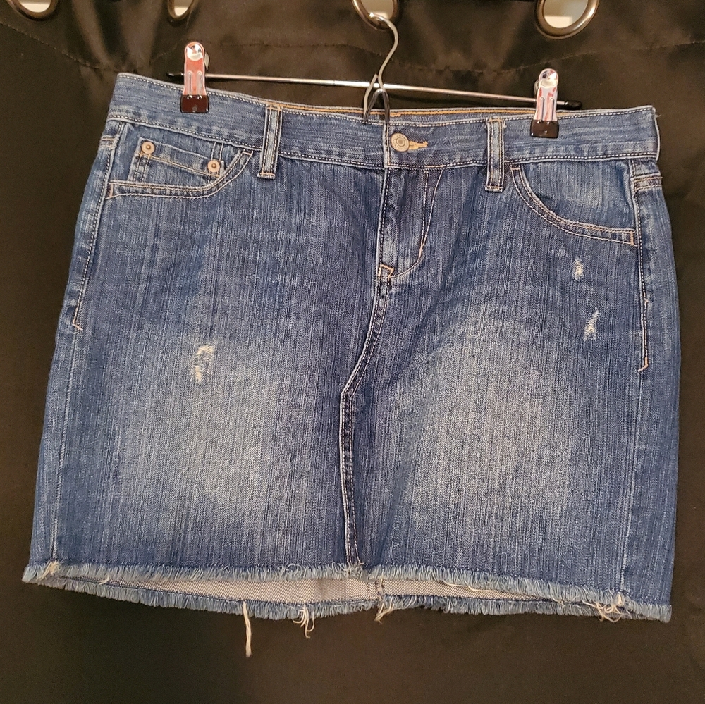 Old Navy denim miniskirt 8